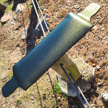 Load image into Gallery viewer, Clutch Lambchop- Green And Gold Metalflake (Blem)